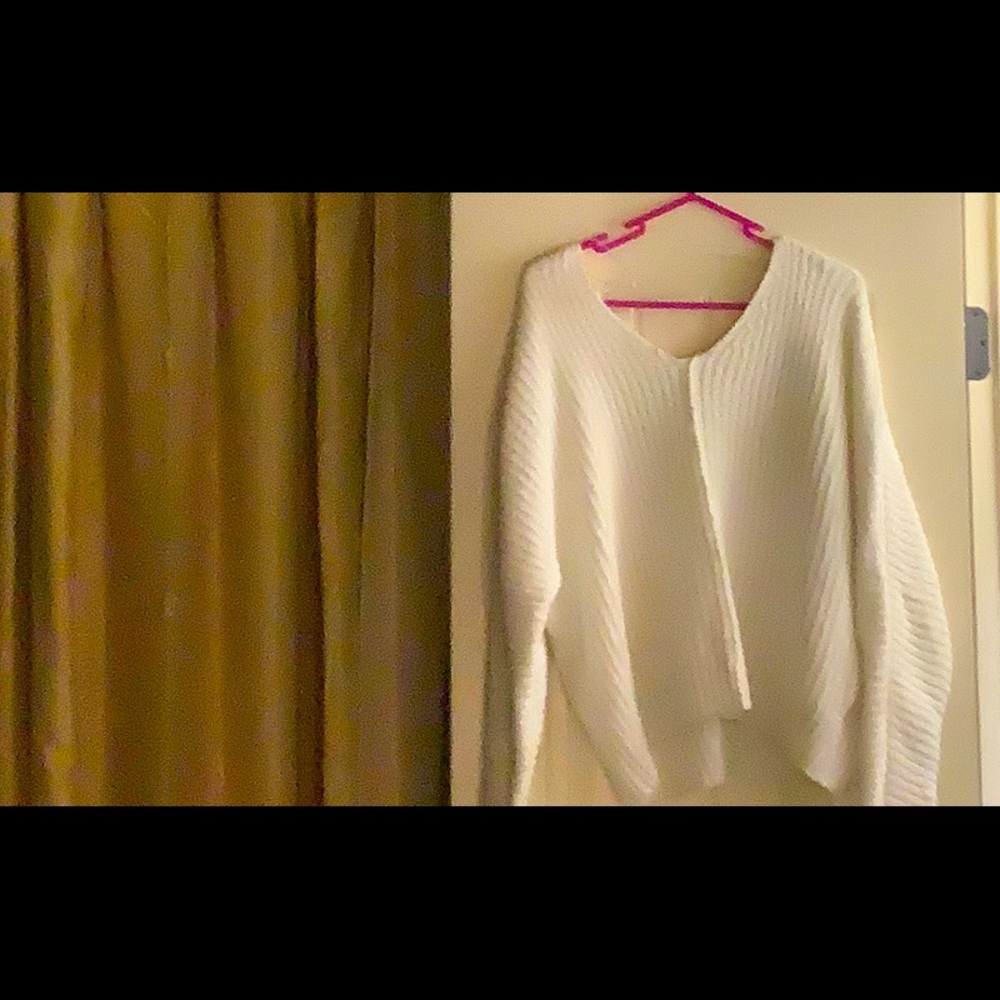 White pink rose sweater